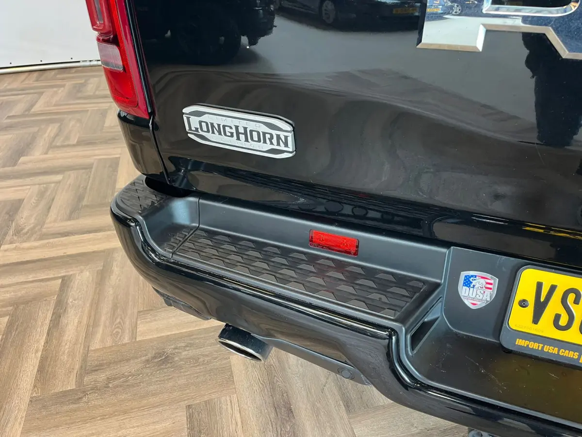 1500 5.7 V8 4x4 Crew Cab Longhorn|NAP|HUD|PANO|LUCHTVERING|