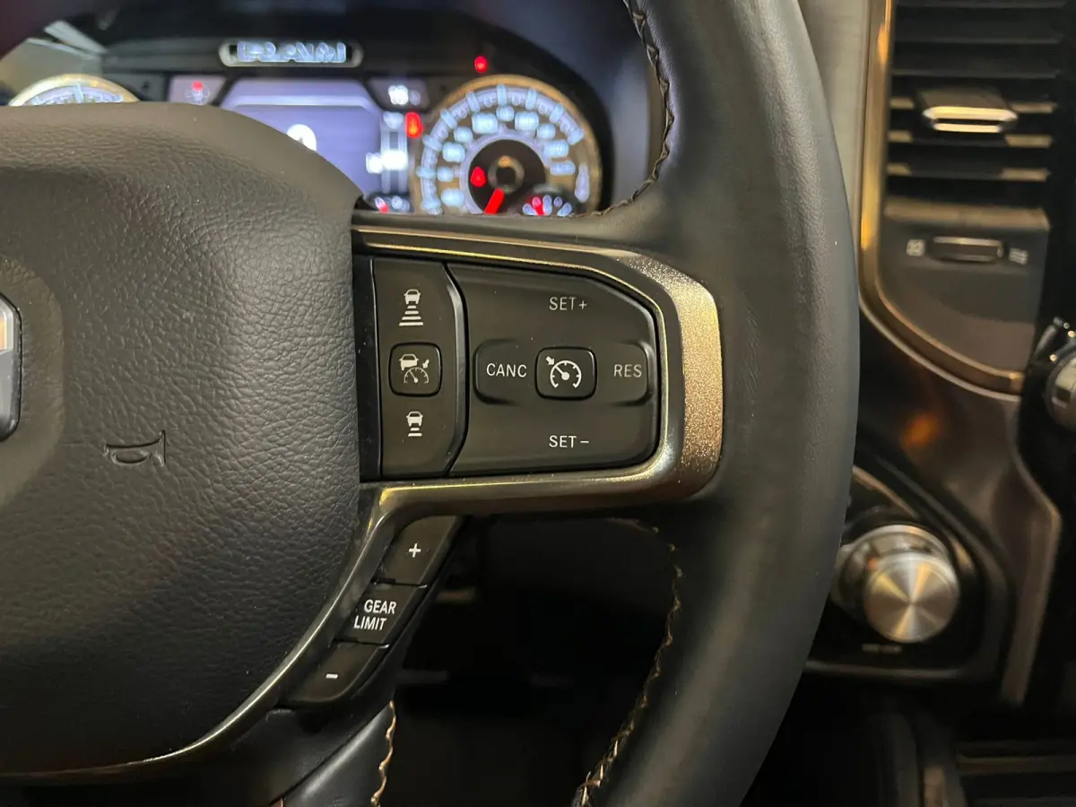 1500 5.7 V8 4x4 Crew Cab Longhorn|NAP|HUD|PANO|LUCHTVERING|