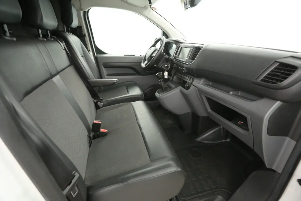 2.0 CDTI L3H1 | Airco | Camera | Cruise | 3 Zits | Carplay | Navi | Parkeersens. | Imperiaal