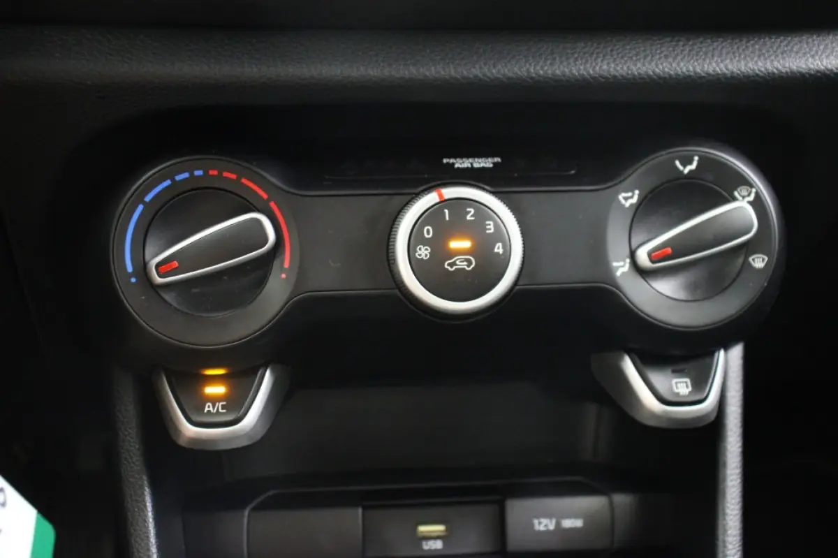 1.0 DPI ComfortLine 5 Deurs - Airco, Cruise
