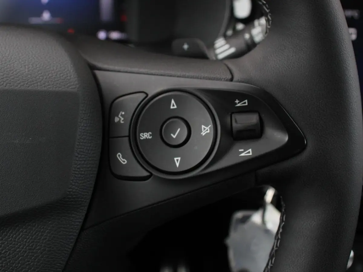 1.2 Turbo 100pk Automaat GS Navigatie Apple Carplay/Android Auto Digitale Cockpit Camera Parkeer sensoren Airco