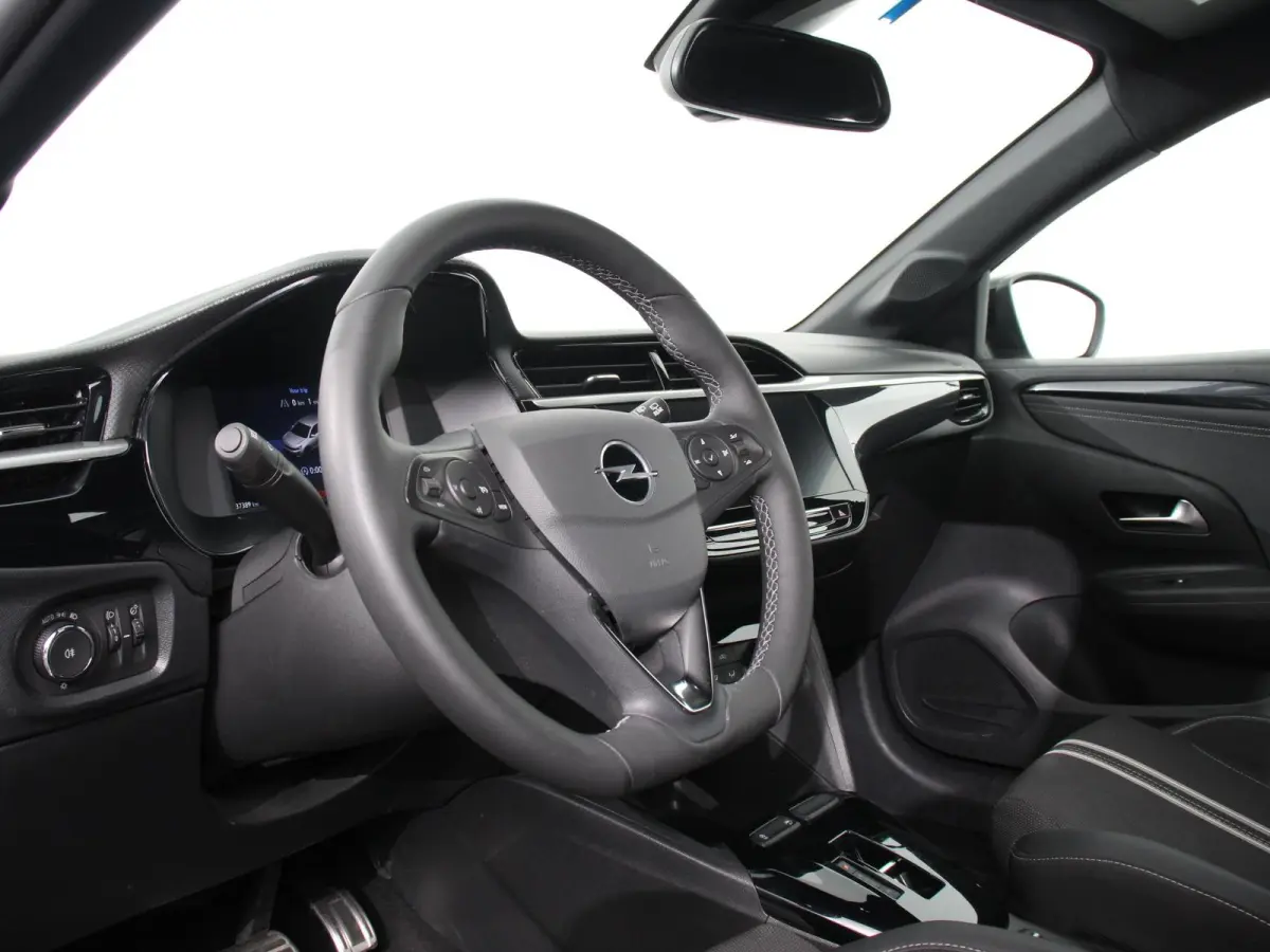 1.2 Turbo 100pk Automaat GS Navigatie Apple Carplay/Android Auto Digitale Cockpit Camera Parkeer sensoren Airco