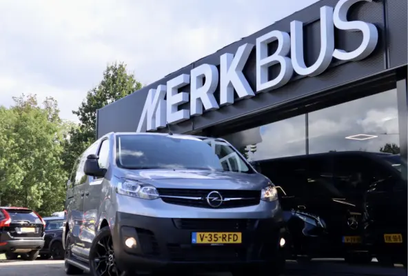 2.0 HDI LANG LUXE DUBBELE CABINE MARGE-BTW VRIJ