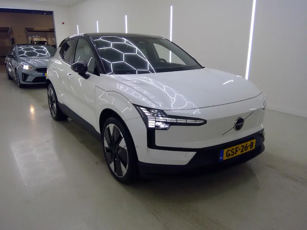 Twin Motor Performance Ultra 69 kWh | PANO | 20" | Getint Glas | Climate pack | 22 kW lader | Cruise control adaptief met Stop&Go en stuurhulp | DAB ontvanger