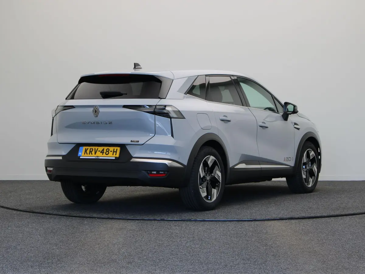 1.8 E-Tech full hybrid 160 techno | Achteruitrijcamera | Adaptieve Cruise Control | Parkeersensoren voor en achter | Google Maps Navigatie |