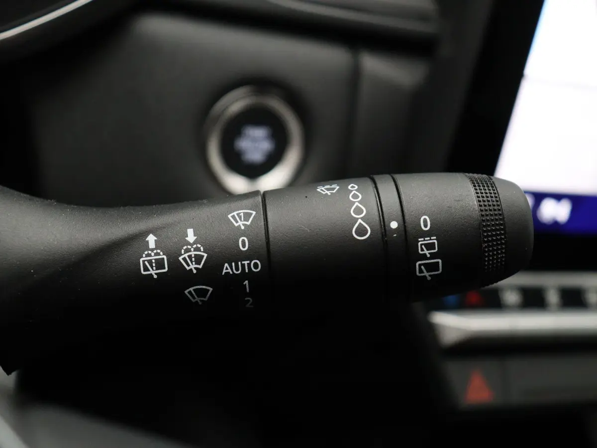 1.8 E-Tech full hybrid 160 techno | Achteruitrijcamera | Adaptieve Cruise Control | Parkeersensoren voor en achter | Google Maps Navigatie |