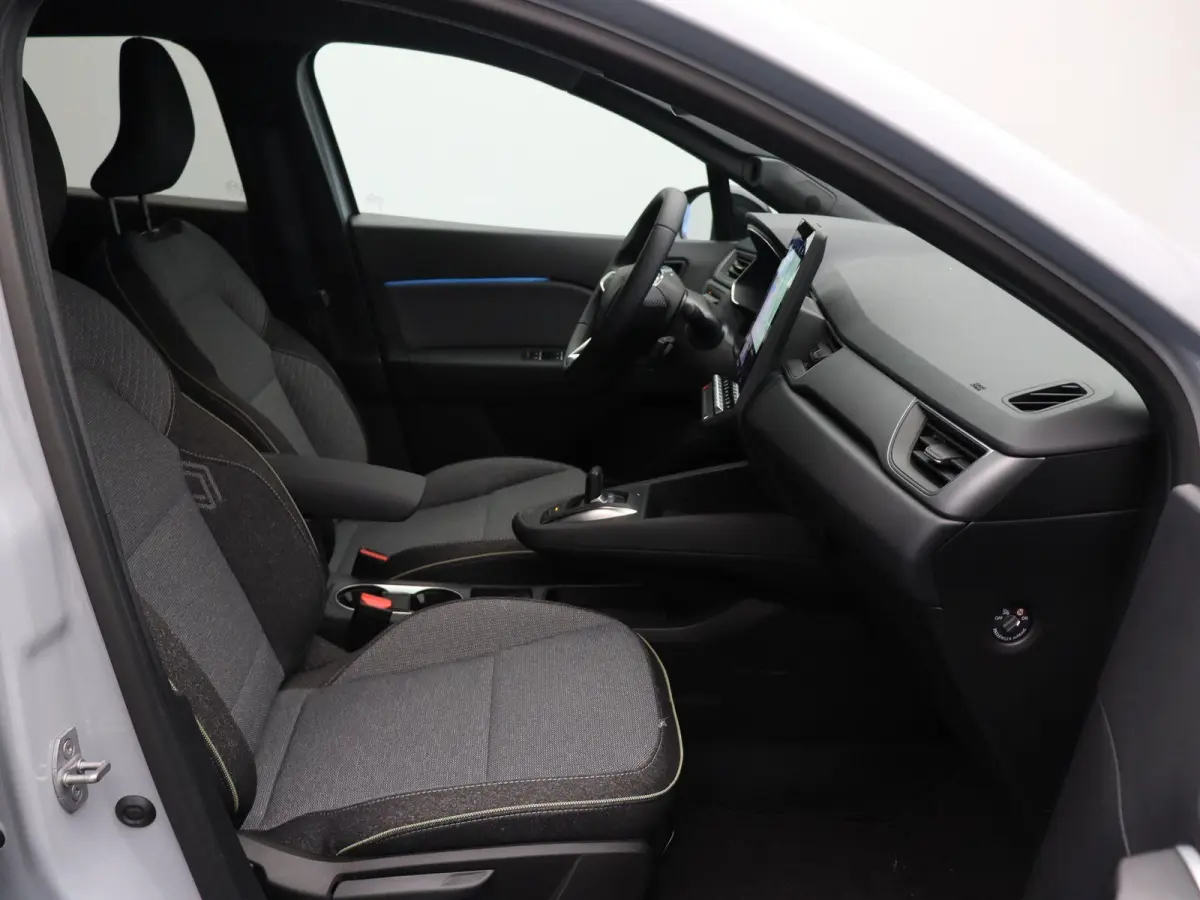 1.8 E-Tech full hybrid 160 techno | Achteruitrijcamera | Adaptieve Cruise Control | Parkeersensoren voor en achter | Google Maps Navigatie |