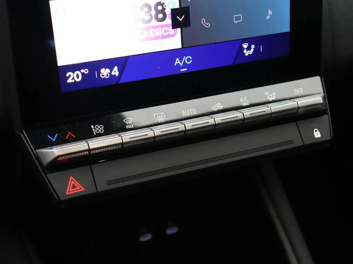 1.8 E-Tech full hybrid 160 techno | Achteruitrijcamera | Adaptieve Cruise Control | Parkeersensoren voor en achter | Google Maps Navigatie |