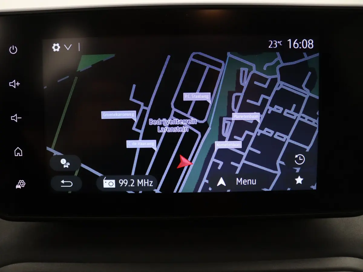 140pk Hybrid Extreme 7p. Apple Carplay/Android Auto | Climate