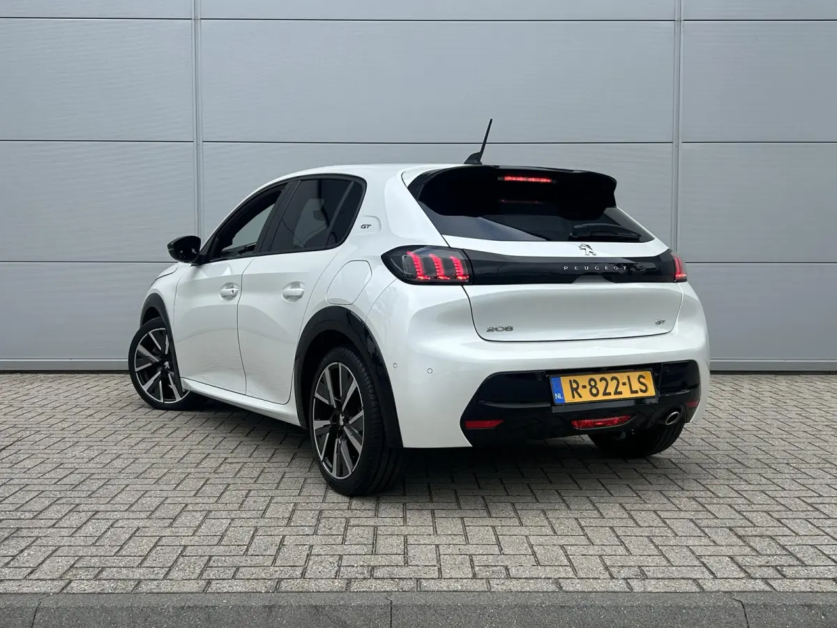 1.2 PureTech GT Pack | Camera | Adaptieve Cruise Control | Navigatie | Apple Carplay/Android Auto