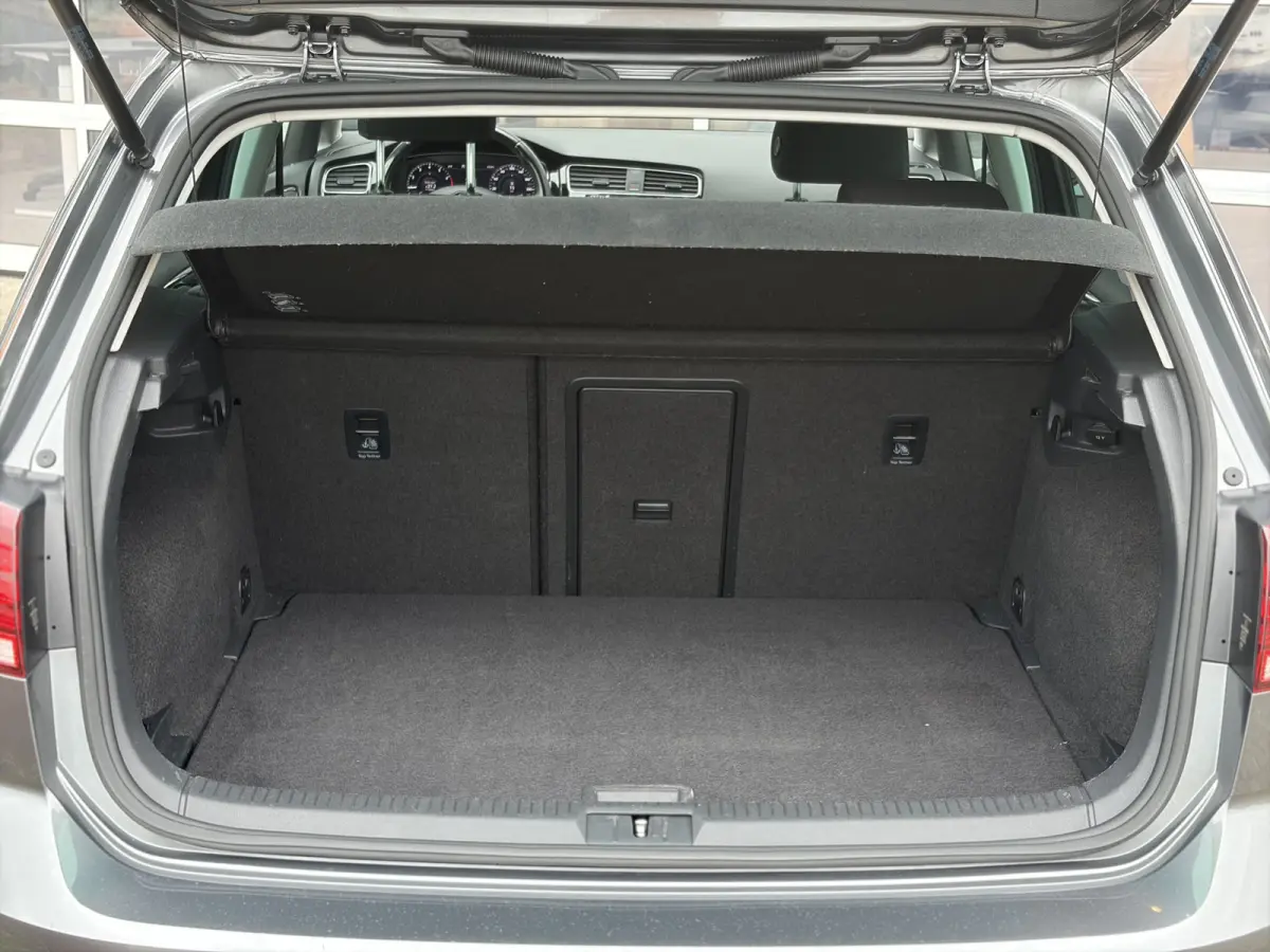 1.0 TSI Comfortline Business 110pk DSG | Virtual Cockpit | Apple Carplay/Android Auto | Cruise control adaptief | Dab | LED koplampen | Navigatiesysteem full map | Voorstoelen verwarmd | Per
