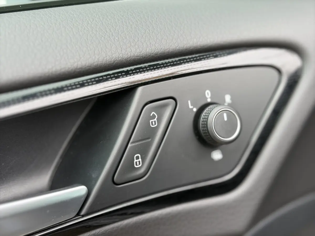 1.0 TSI Comfortline Business 110pk DSG | Virtual Cockpit | Apple Carplay/Android Auto | Cruise control adaptief | Dab | LED koplampen | Navigatiesysteem full map | Voorstoelen verwarmd | Per
