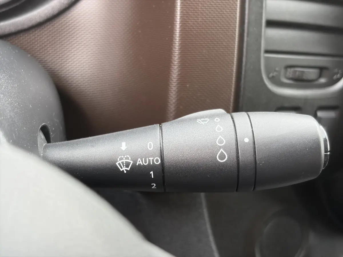 1.6 MJ EcoJet L2H1 SX 125pk | Dubbele Cabine | Koppejan Edition | Achteruitrijcamera | Bluetooth | Dab | Navigatiesysteem full map | Parkeersensor achter | Trekhaak | Zeer compleet!