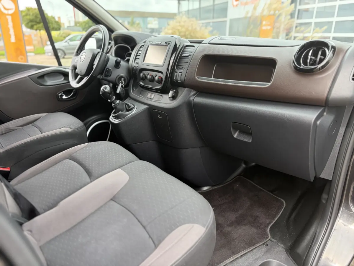 1.6 MJ EcoJet L2H1 SX 125pk | Dubbele Cabine | Koppejan Edition | Achteruitrijcamera | Bluetooth | Dab | Navigatiesysteem full map | Parkeersensor achter | Trekhaak | Zeer compleet!