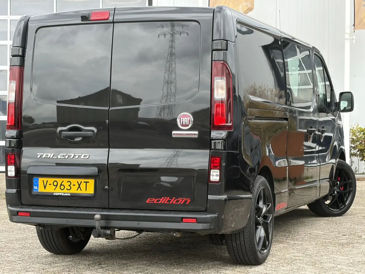 1.6 MJ EcoJet L2H1 SX 125pk | Dubbele Cabine | Koppejan Edition | Achteruitrijcamera | Bluetooth | Dab | Navigatiesysteem full map | Parkeersensor achter | Trekhaak | Zeer compleet!