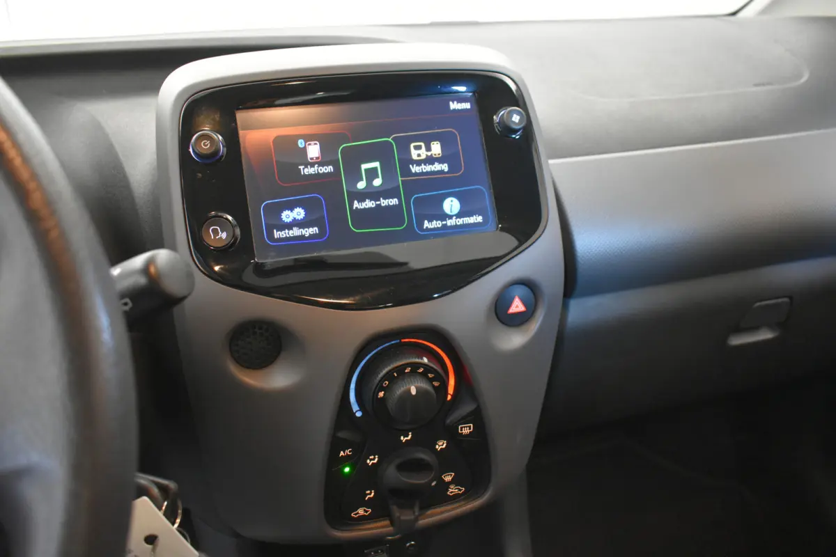1.0 e-VTi Active Camera AppleCarplay
