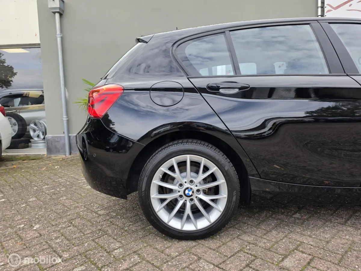 F20 lci 116i executive Navi/LED/Historie