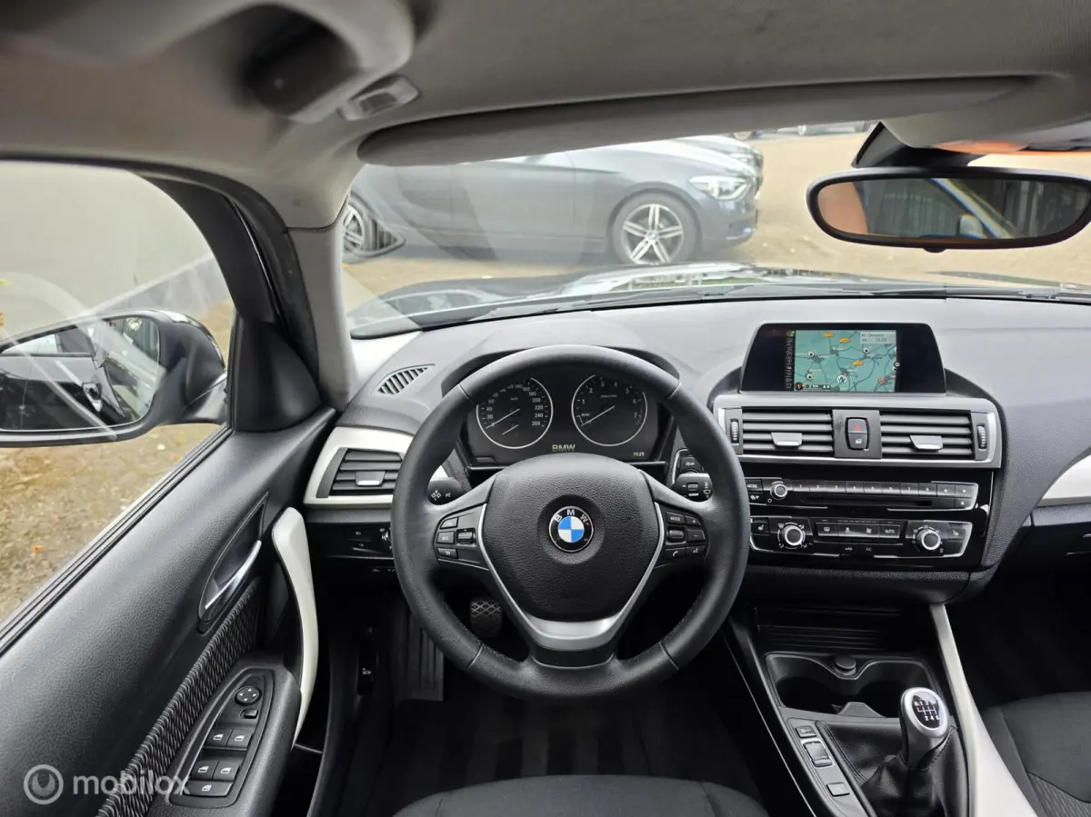 F20 lci 116i executive Navi/LED/Historie