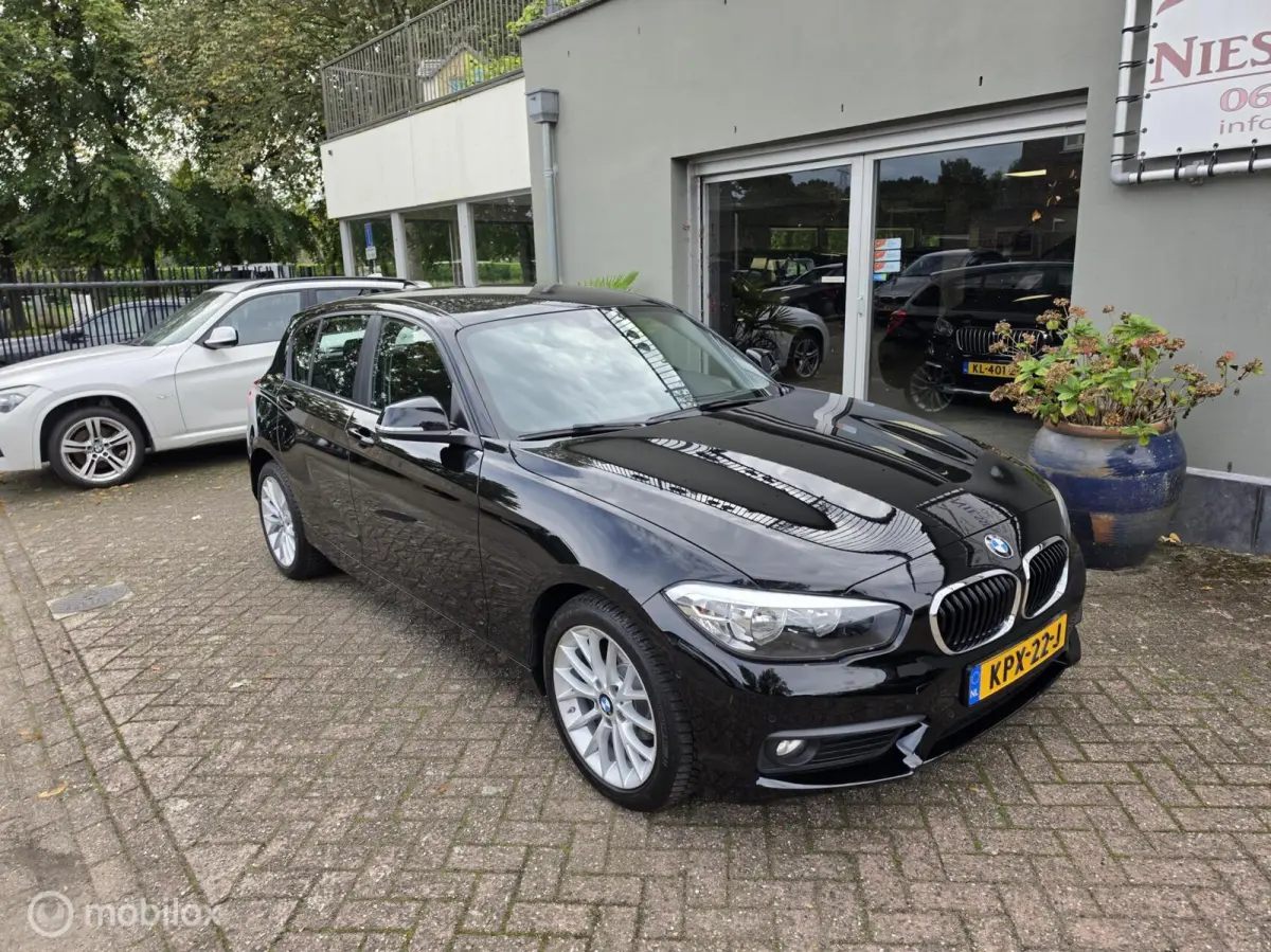F20 lci 116i executive Navi/LED/Historie