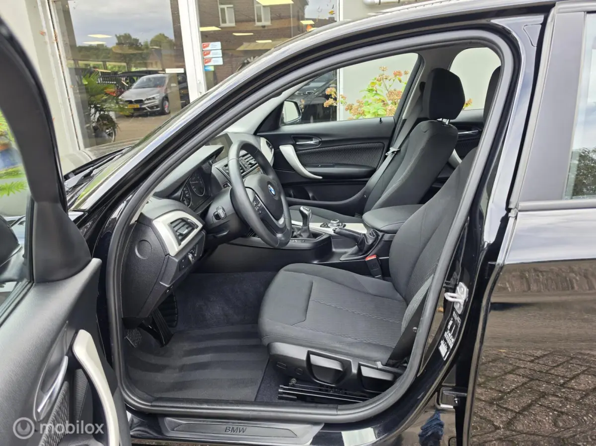 F20 lci 116i executive Navi/LED/Historie
