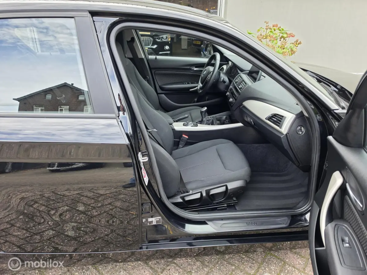 F20 lci 116i executive Navi/LED/Historie