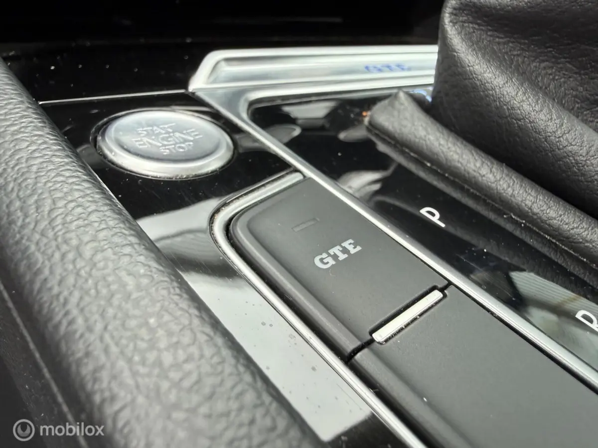 1.4 TSI GTE Pano.dak/Viritual/Carplay/19"