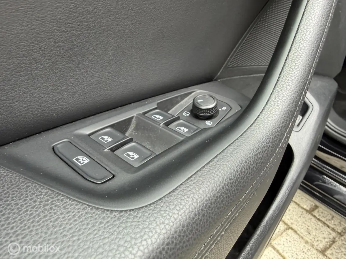 1.4 TSI GTE Pano.dak/Viritual/Carplay/19"