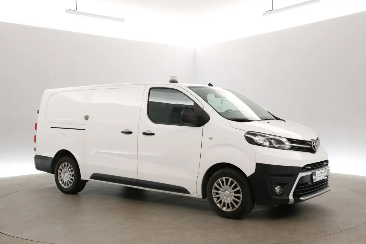 2.0D L3H1 | Automaat | Airco | Cruise | Camera | 3 Zits | Carplay | Parkeersens.