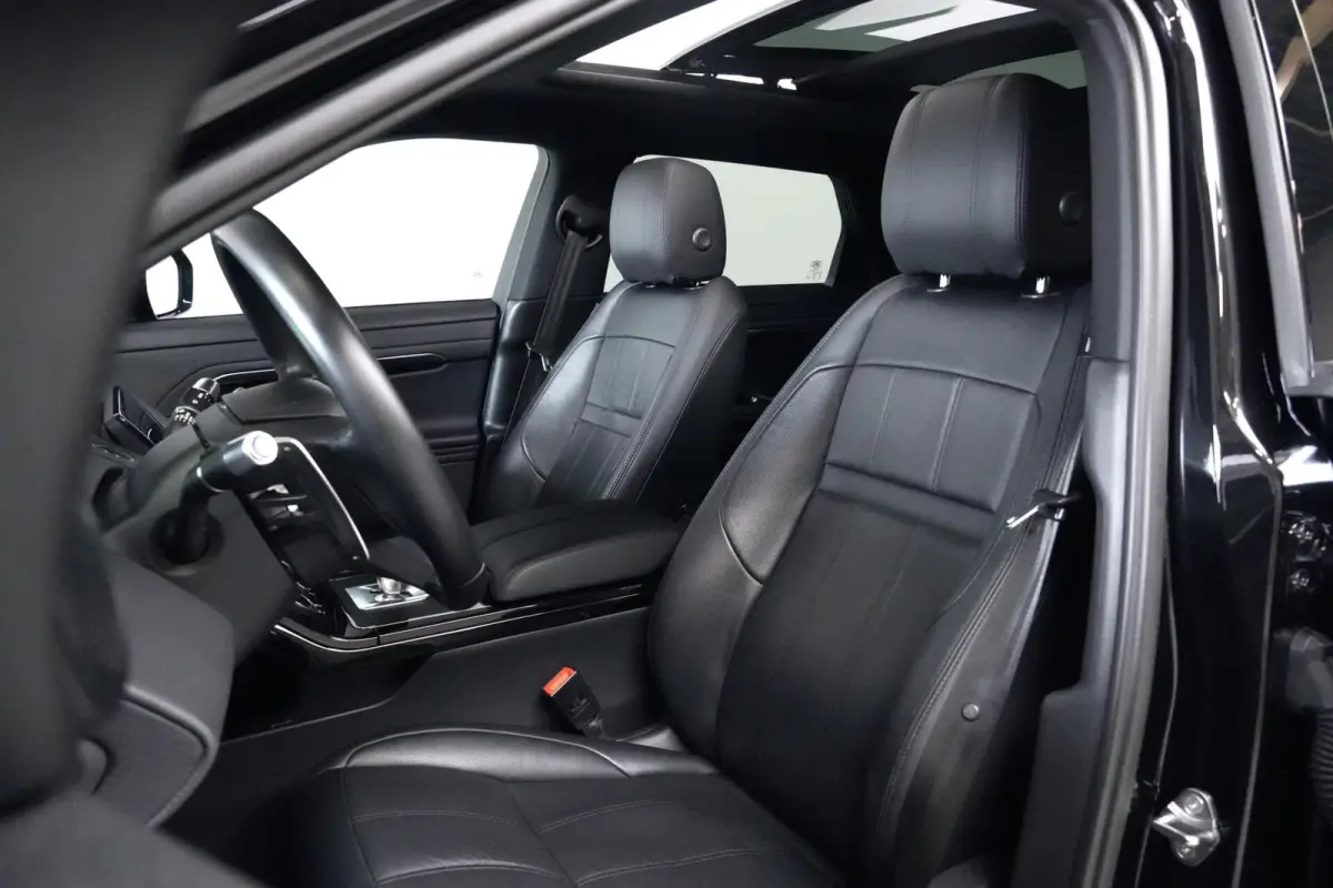 1.5 P300e AWD R-Dynamic HSE | SOH 93,6% | Pano-dak | Virtual | 360 Camera | Stuur/Stoelverwarming | Led |