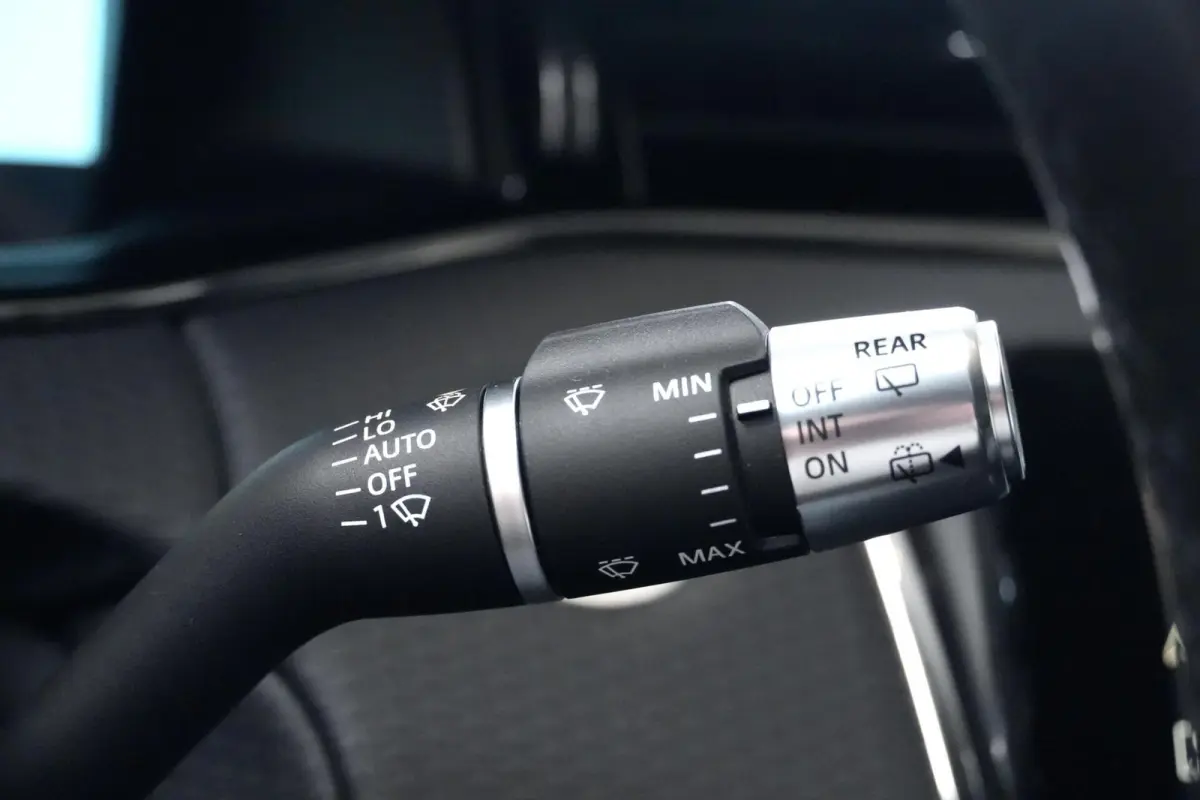 1.5 P300e AWD R-Dynamic HSE | SOH 93,6% | Pano-dak | Virtual | 360 Camera | Stuur/Stoelverwarming | Led |