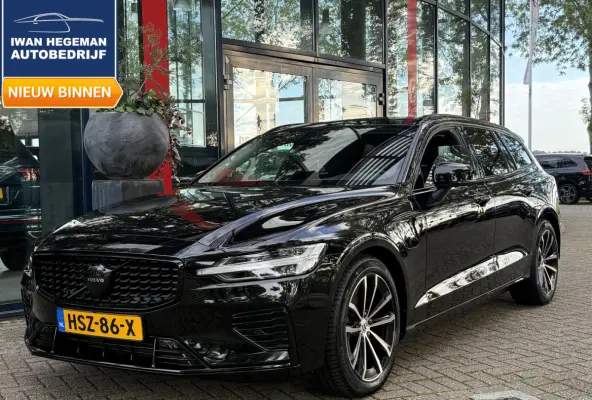 2.0 T6 Plug-in hybrid AWD Plus Dark | Wekl. Trekhaak | Leder | PDC + Camera | Climate control | LM Velgen |