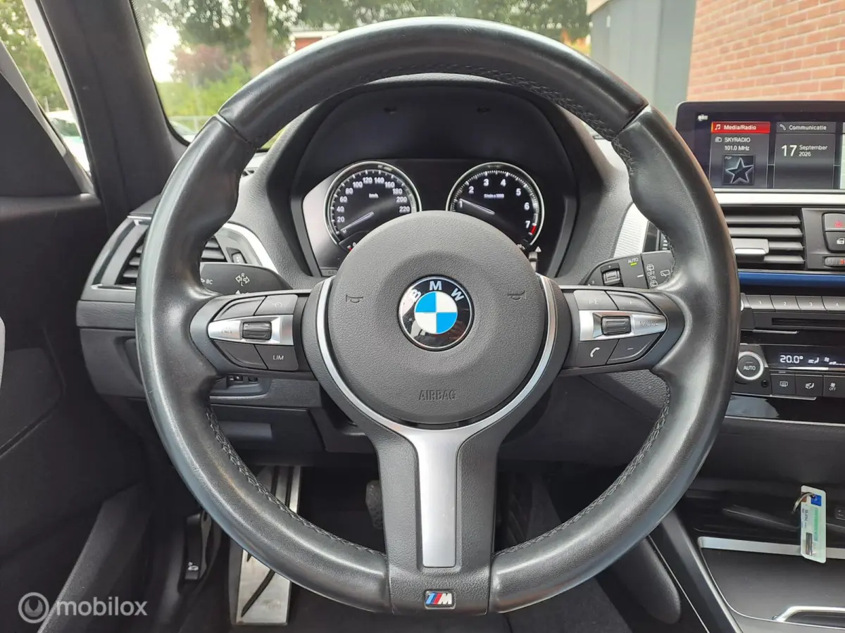 118i M Sport Business/AUTOMAAT