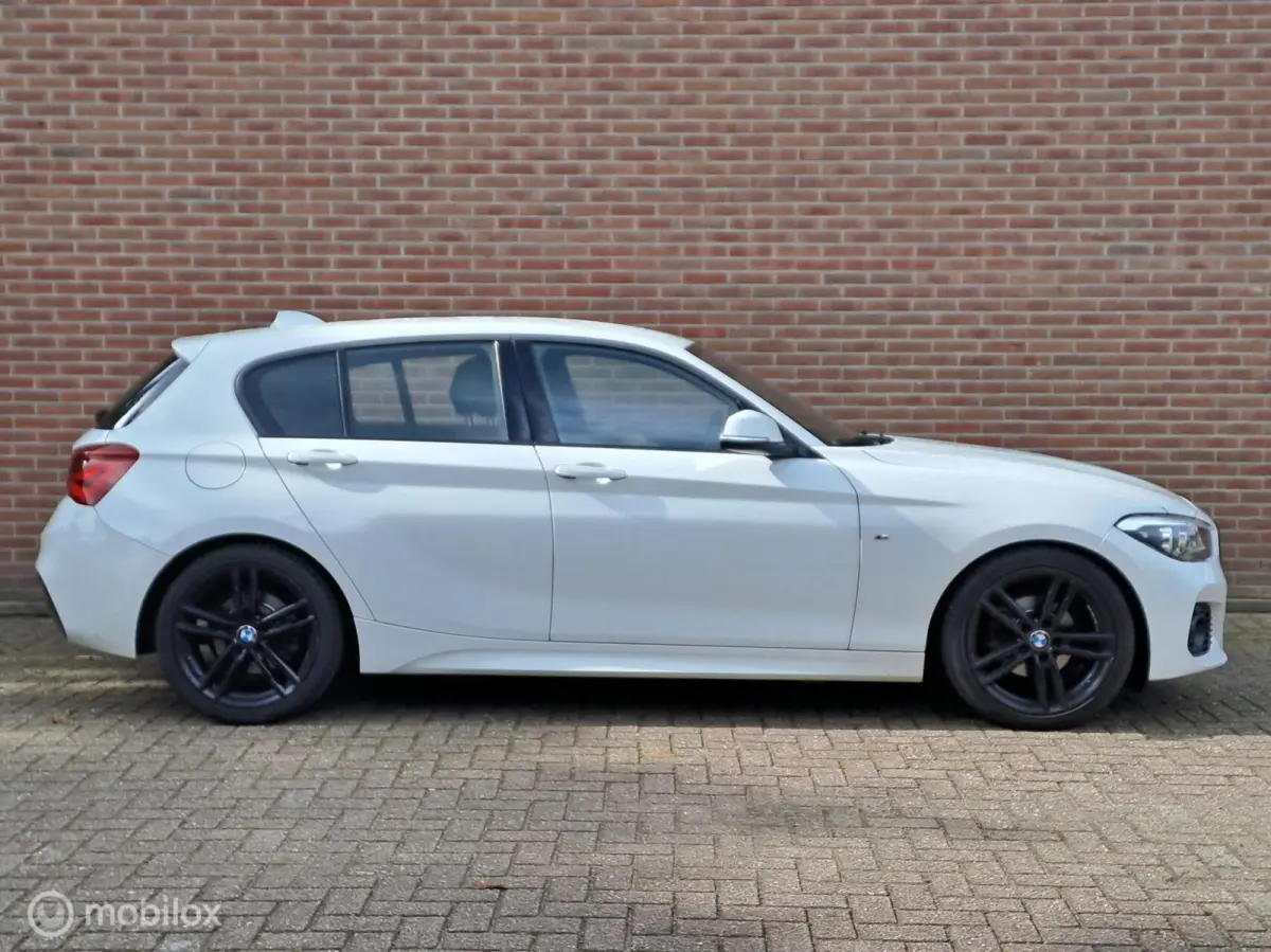 118i M Sport Business/AUTOMAAT