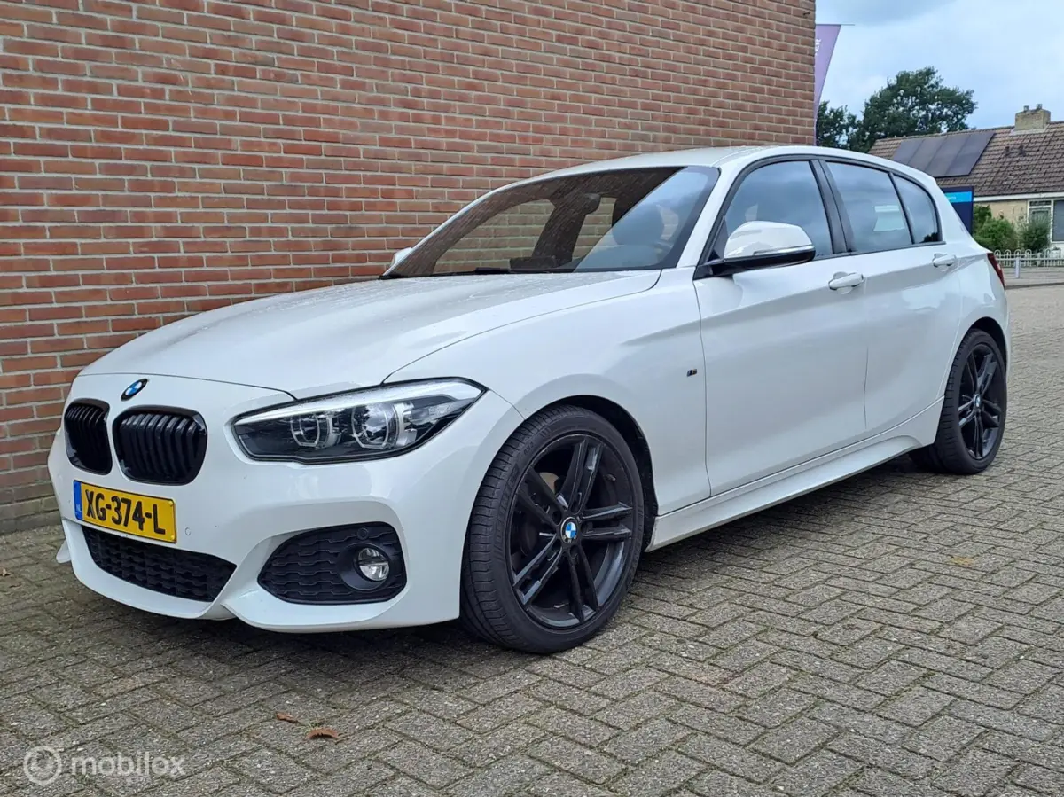 118i M Sport Business/AUTOMAAT