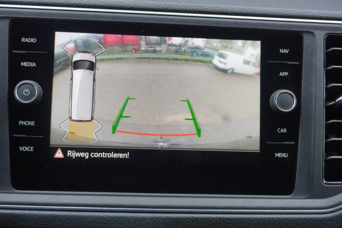 180pk Automaat L3H3/L2H2 LED Navigatie Apple Carplay Trekhaak Camera Parkeersensoren 3-Zits