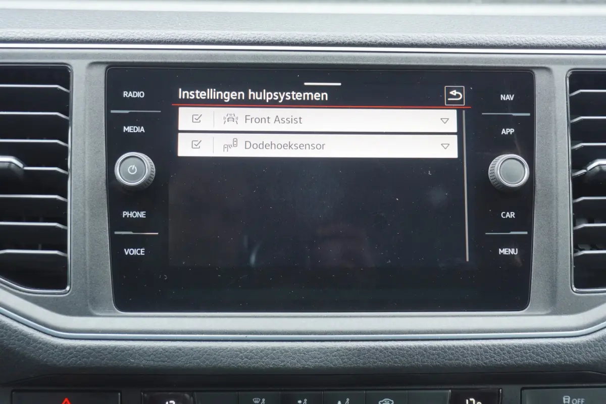 180pk Automaat L3H3/L2H2 LED Navigatie Apple Carplay Trekhaak Camera Parkeersensoren 3-Zits