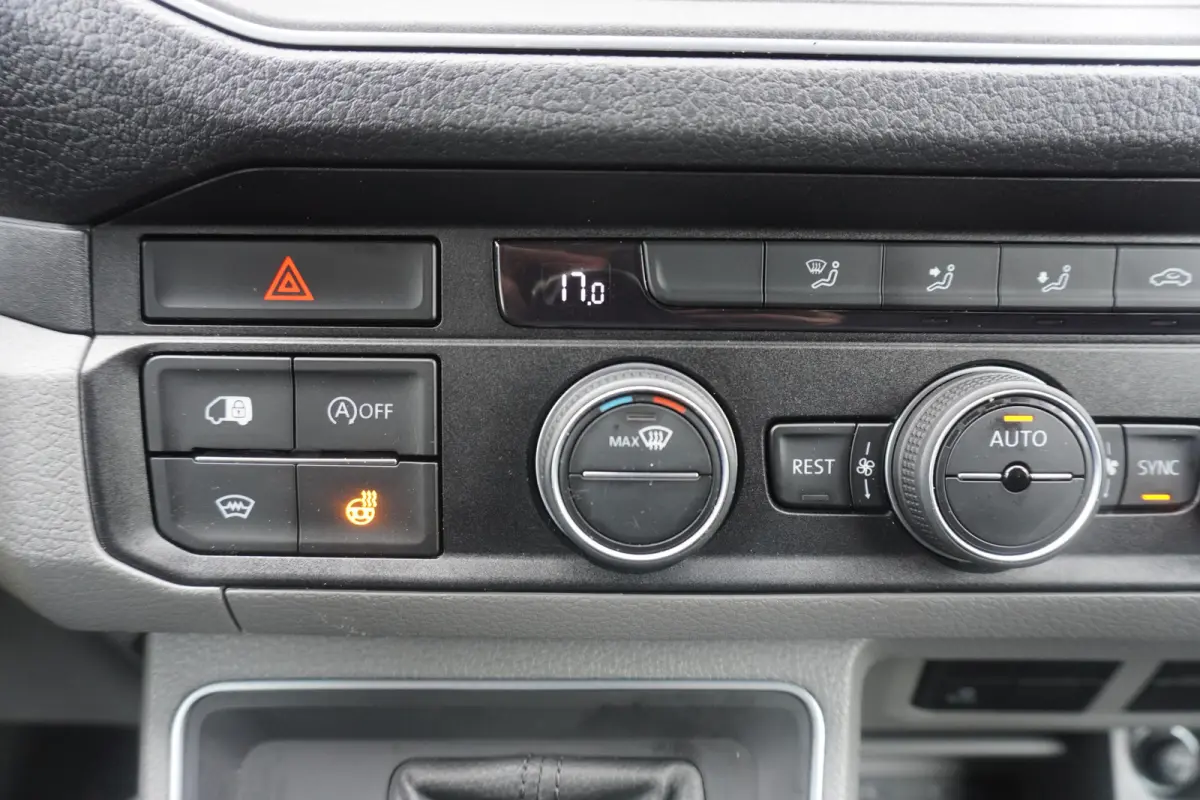180pk Automaat L3H3/L2H2 LED Navigatie Apple Carplay Trekhaak Camera Parkeersensoren 3-Zits