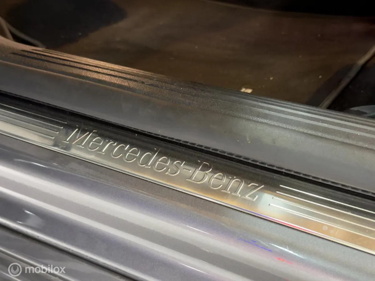 180 AMG | Pano | Stoelverwarming | Sfeer | Night | 18" | LED HP | NAP | Camera | Leer | Verkeerslichtweergave+ | Widescreen | DYNAMIC