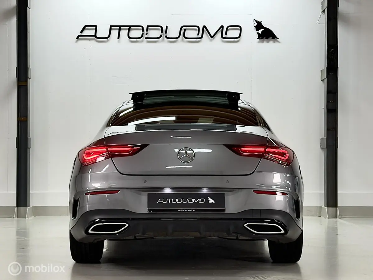 180 AMG | Pano | Stoelverwarming | Sfeer | Night | 18" | LED HP | NAP | Camera | Leer | Verkeerslichtweergave+ | Widescreen | DYNAMIC