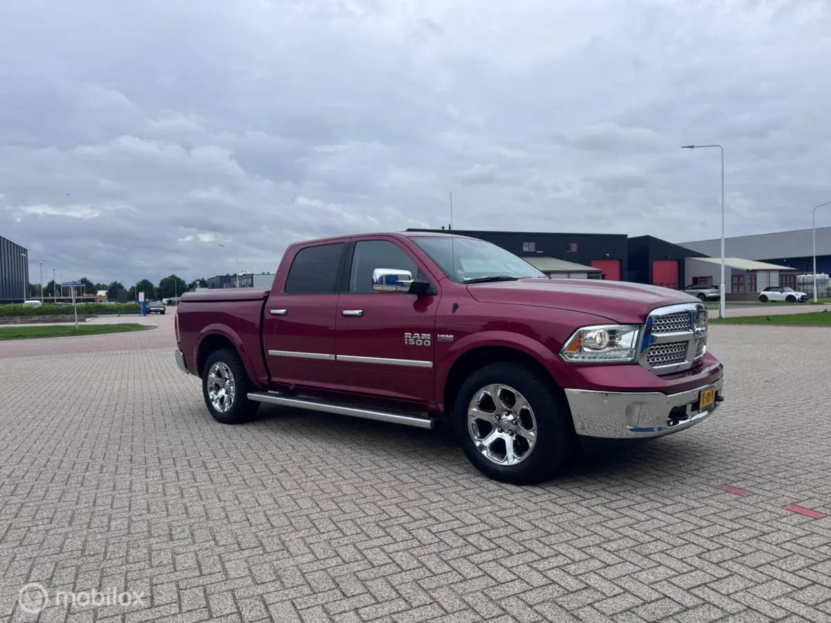 1500 5.7 V8 Crew Cab Laramie