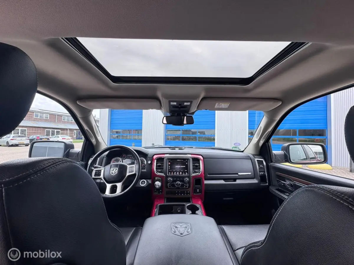 1500 5.7 V8 Crew Cab Laramie