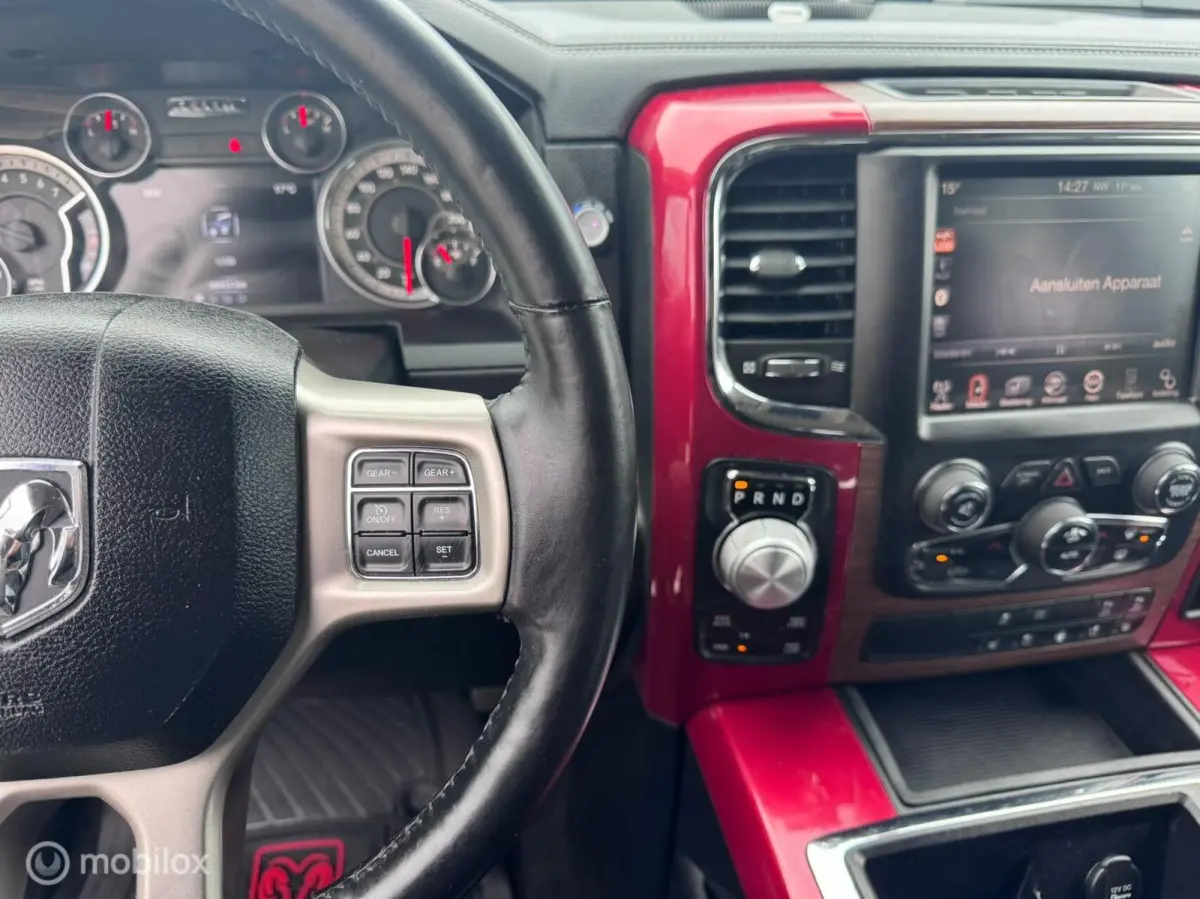 1500 5.7 V8 Crew Cab Laramie