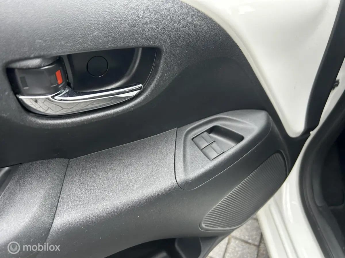 1.0 e-VTi Allure climate control