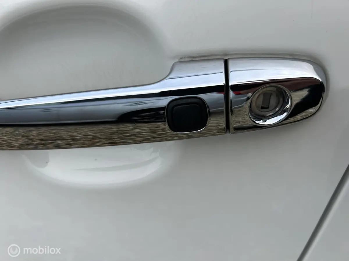 1.0 e-VTi Allure climate control