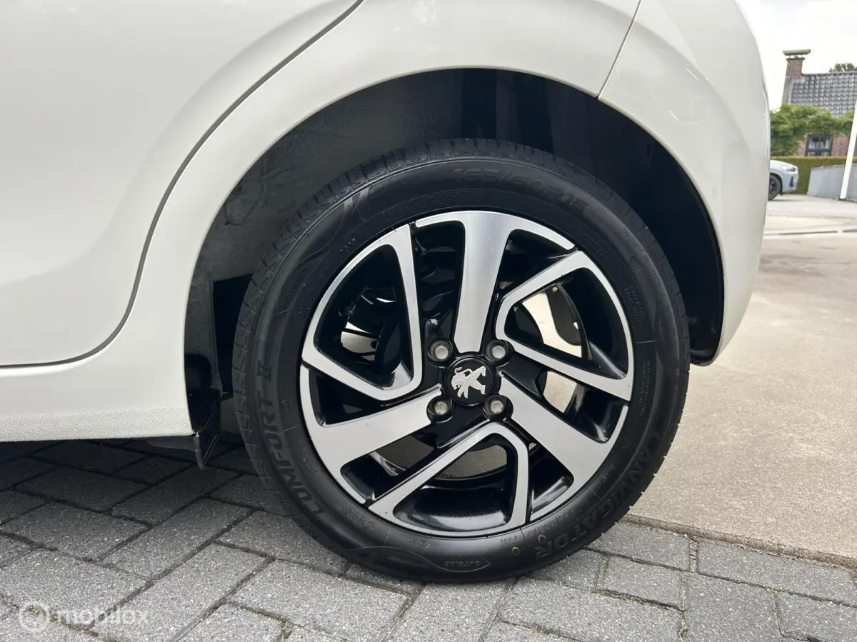 1.0 e-VTi Allure climate control