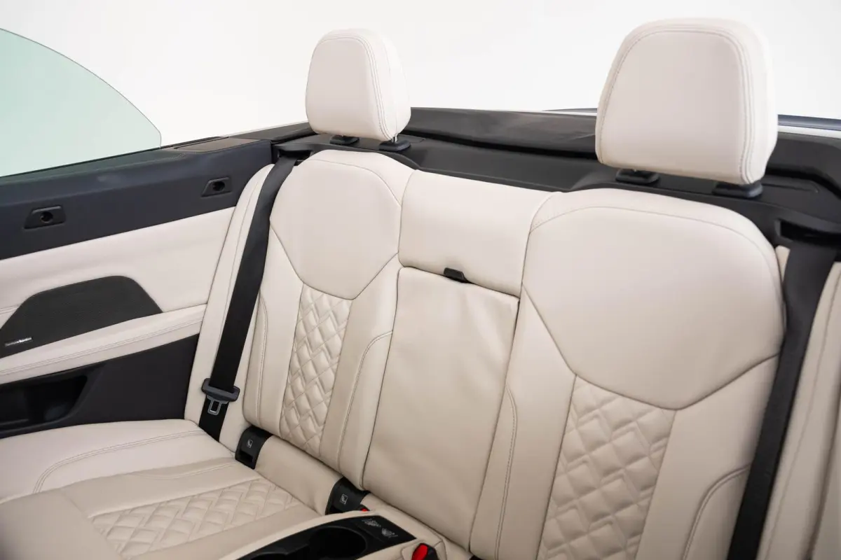 M440i xDrive High Executive Driving Assistant Professional - Head up - Harman Kardon - Comfort Access - Elektrisch verwarmde voorstoelen - Air collar - Parking Assistant Plus -