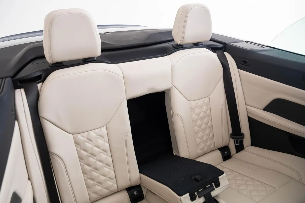 M440i xDrive High Executive Driving Assistant Professional - Head up - Harman Kardon - Comfort Access - Elektrisch verwarmde voorstoelen - Air collar - Parking Assistant Plus -