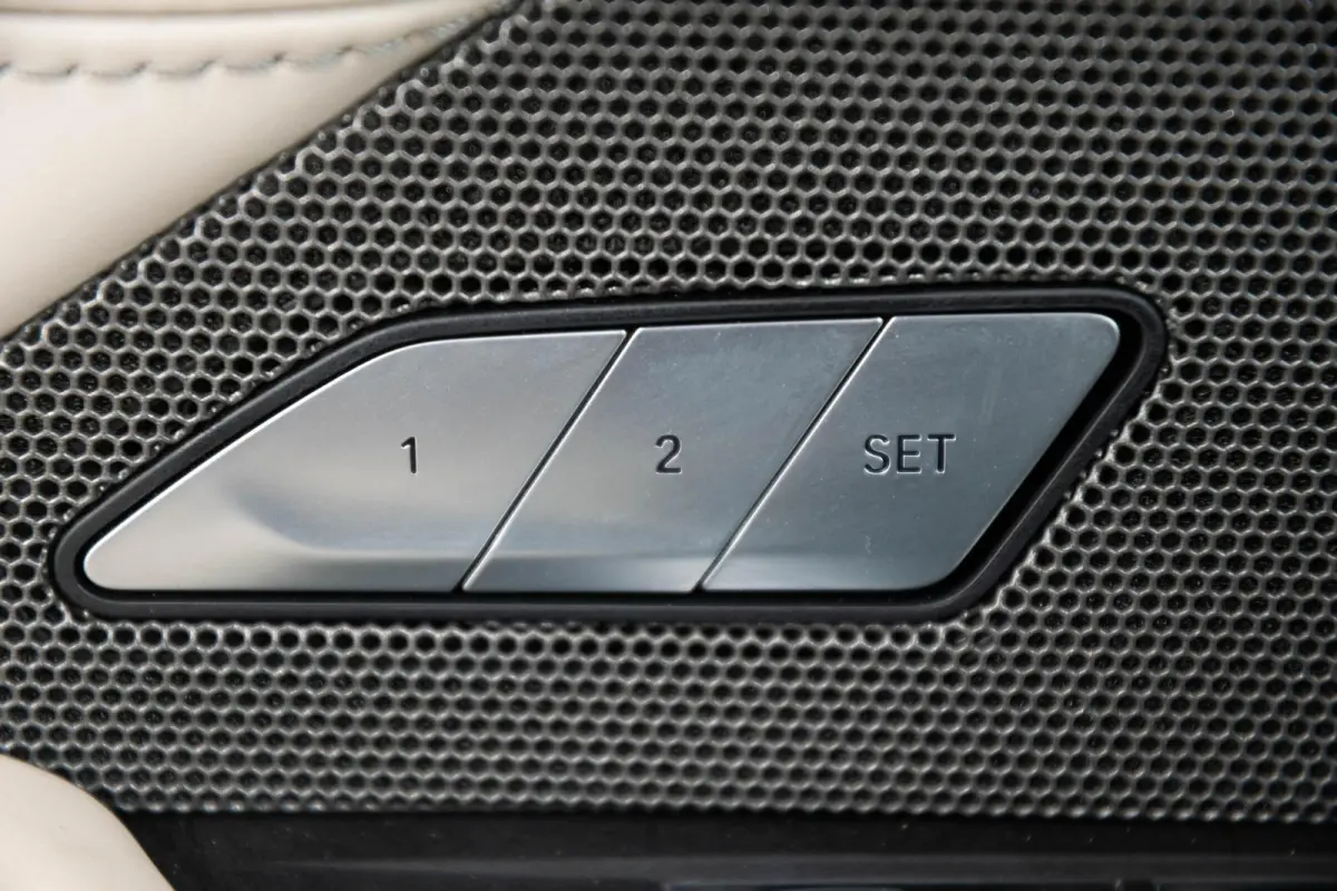 M440i xDrive High Executive Driving Assistant Professional - Head up - Harman Kardon - Comfort Access - Elektrisch verwarmde voorstoelen - Air collar - Parking Assistant Plus -