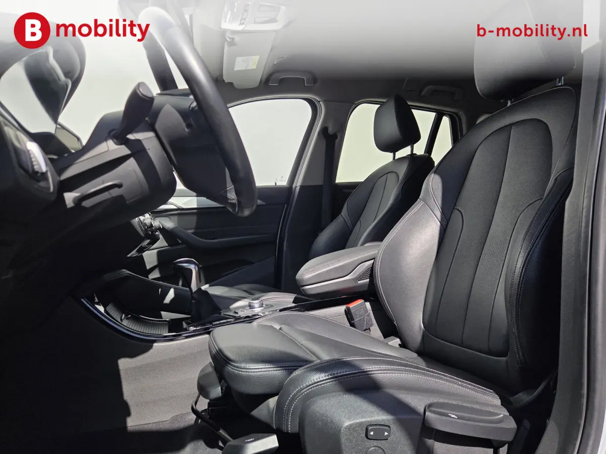 sDrive18i Executive X Line Automaat Trekhaak 1700kg | Achteruitrijcamera | Sportstoelen | Cruise Control | Navigatie