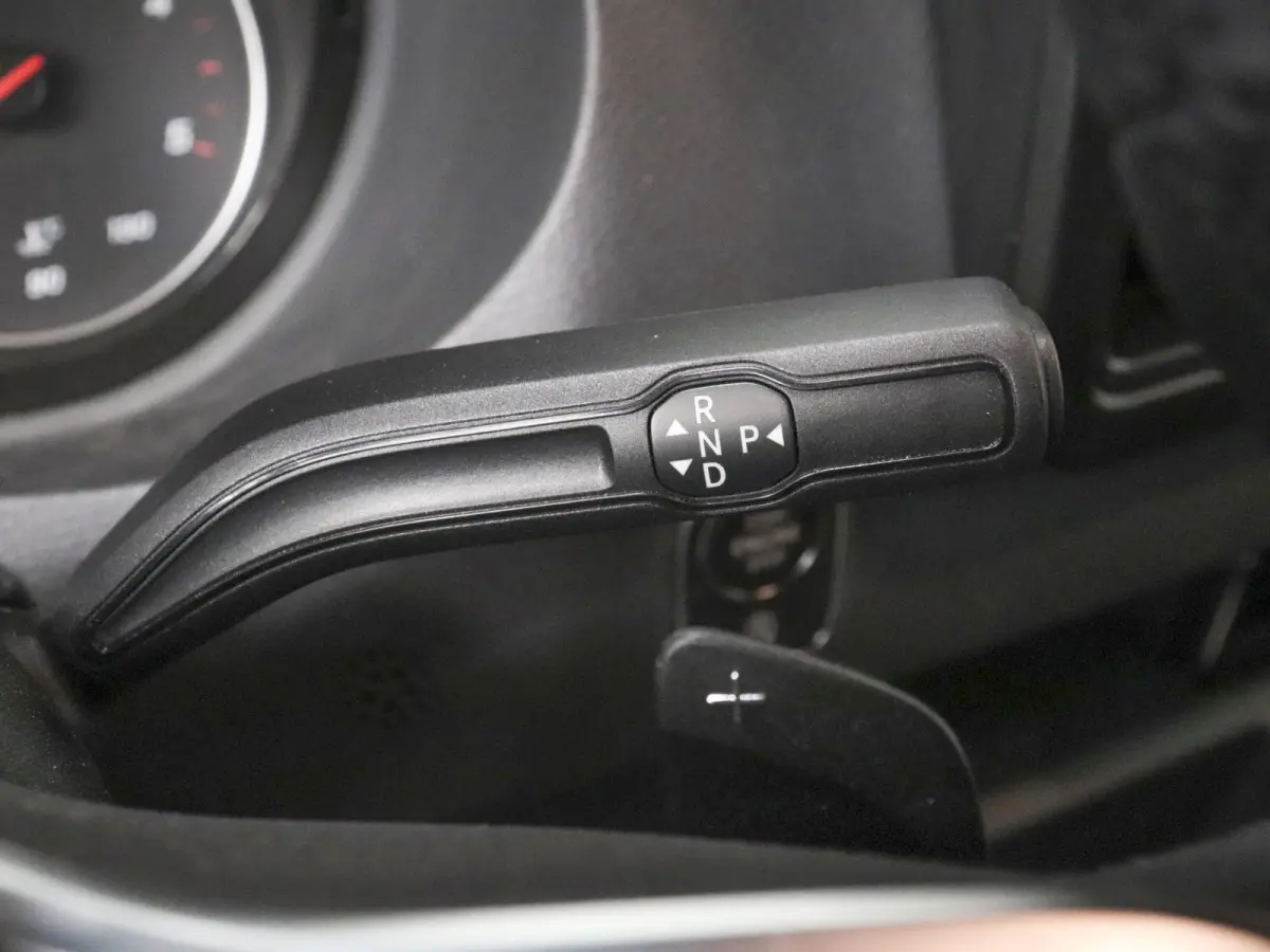 315 1.9 CDI L2H2 RWD Automaat Airco Navigatie Camera Cruisecontrol 3Zits Electra pakket DAB